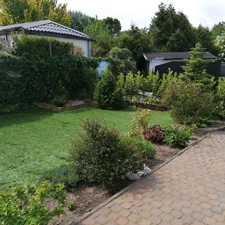 Comfortabel Chalet Met Terras Tuin Op Het Zuiden. Apartamento
